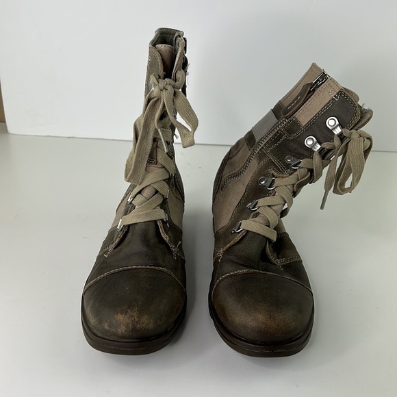 𝅺Sorel Women's  Major Carly Boot - Picture 2 of 10